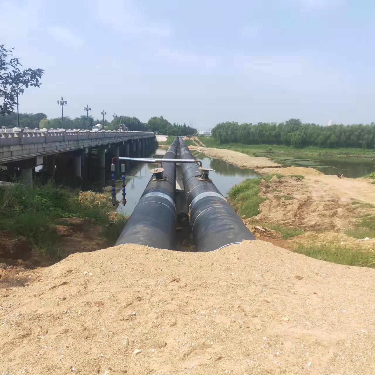 雷鸣镇输油管道清洗